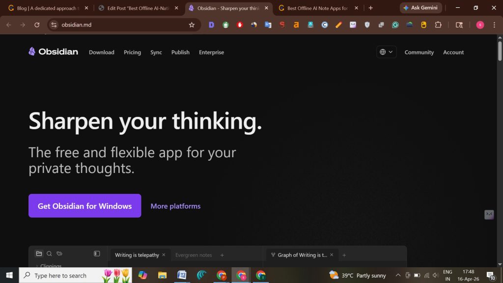 Obsidian note-taking app interface showing bidirectional linking and local Markdown file structure.
